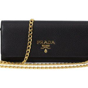 Prada wallet on chain only used 2 times! Comes wit
